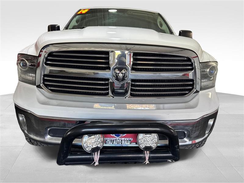 RAM 1500 SLT Quad Cab 4WD 2014