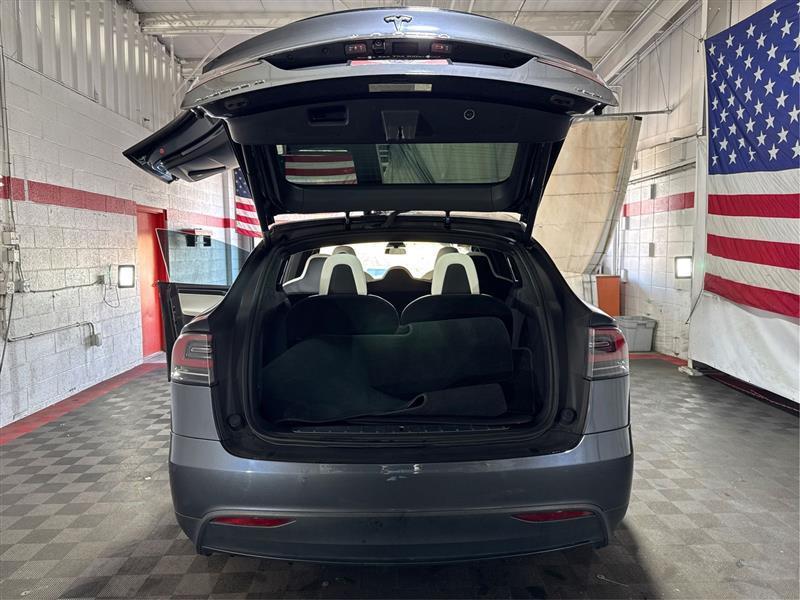 Tesla Model X 90D 2017