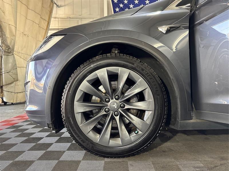 Tesla Model X 90D 2017