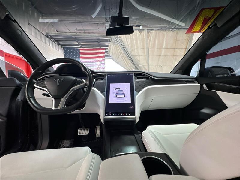 Tesla Model X 90D 2017