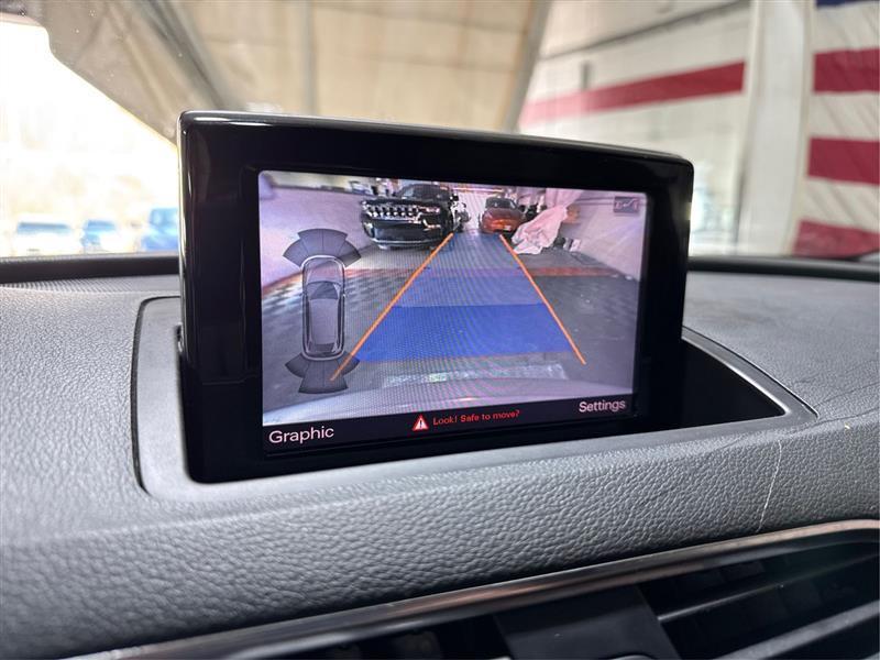 Audi Q3 2.0T quattro Premium Plus 2016