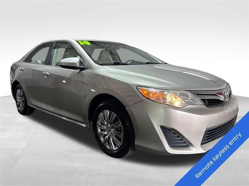 Toyota Camry LE 2014
