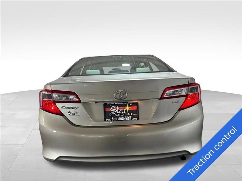 Toyota Camry LE 2014