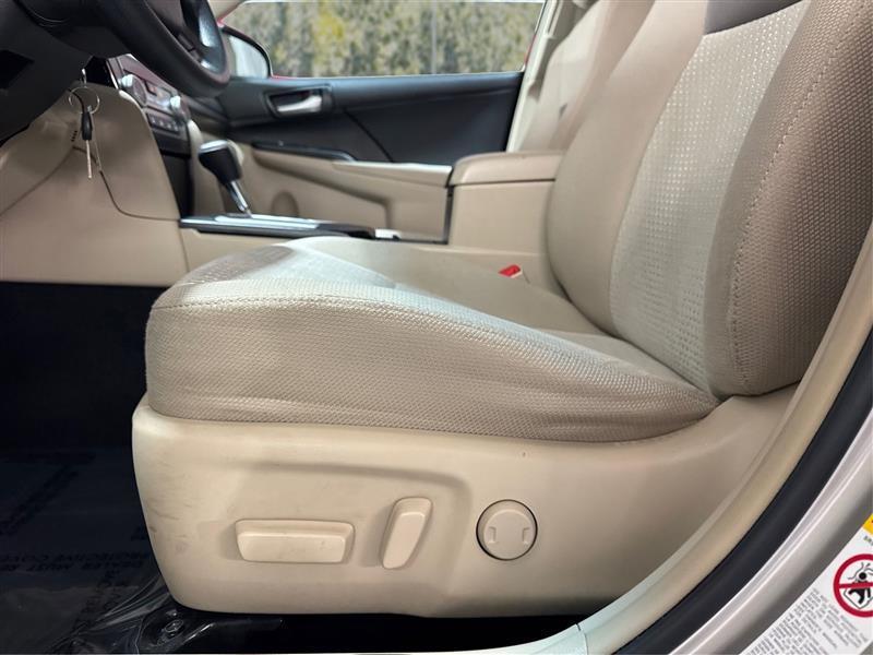 Toyota Camry LE 2014