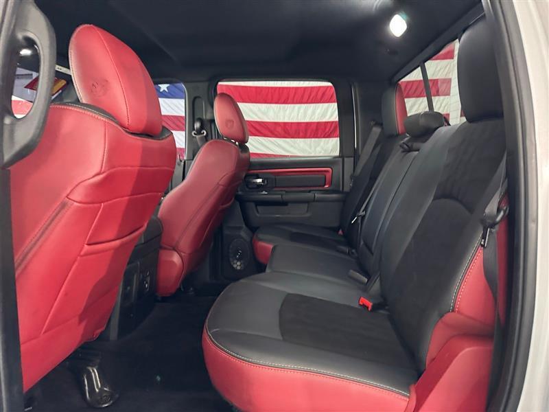 RAM 1500 Rebel Crew Cab SWB 4WD 2017