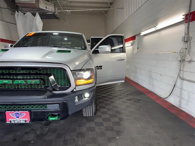 RAM 1500 Rebel Crew Cab SWB 4WD 2017