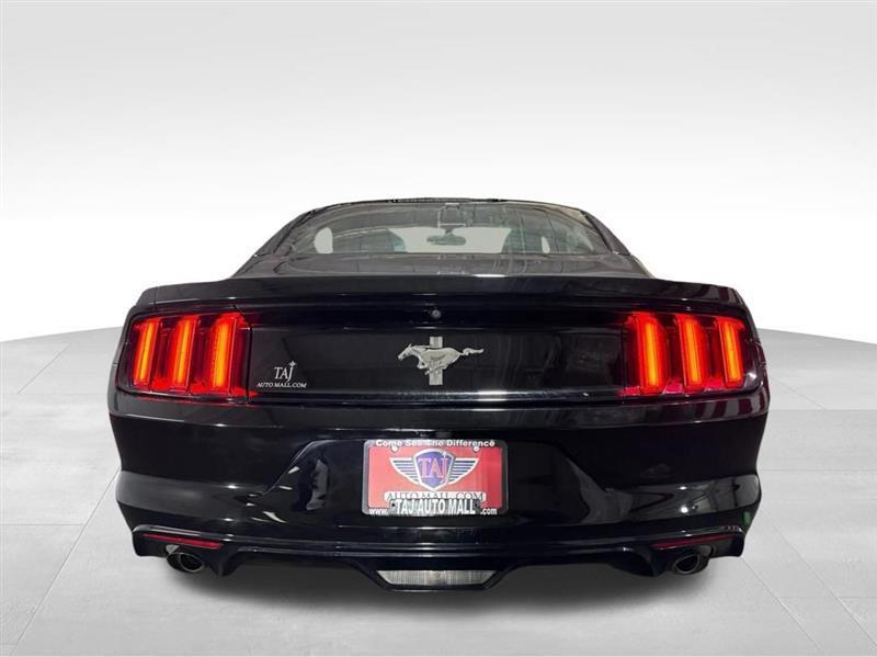 Ford Mustang V6 Coupe 2016
