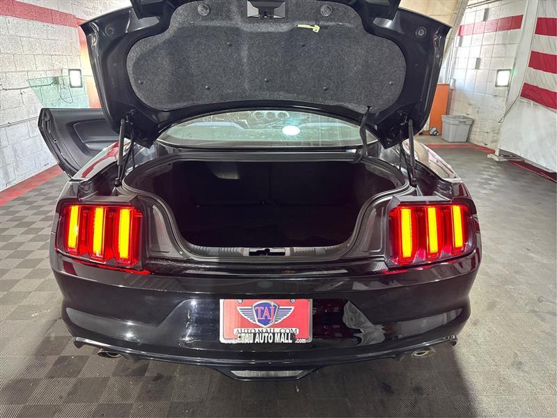 Ford Mustang V6 Coupe 2016