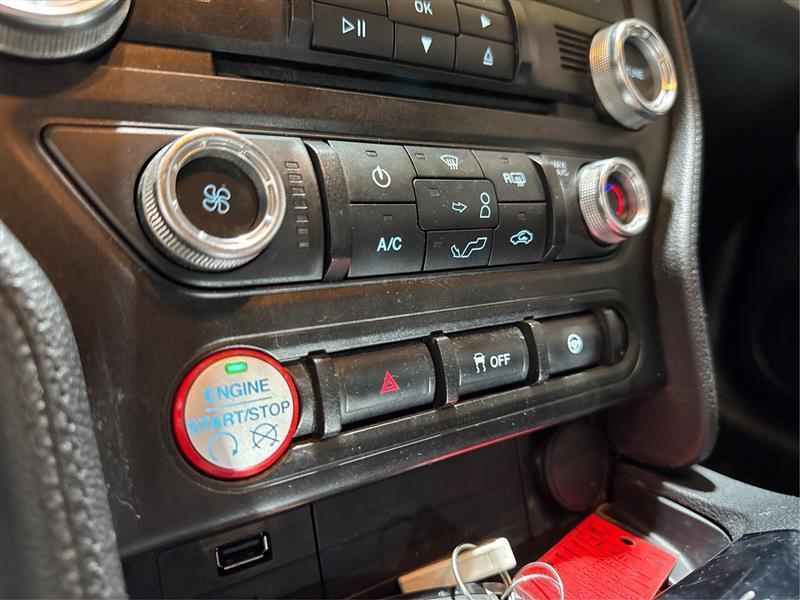 Ford Mustang V6 Coupe 2016