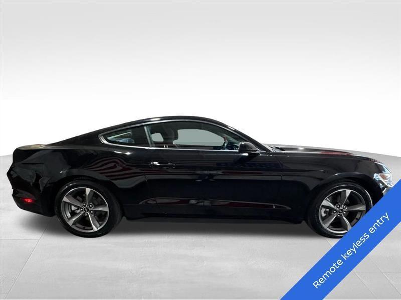Ford Mustang V6 Coupe 2016