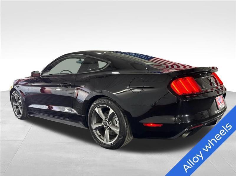 Ford Mustang V6 Coupe 2016