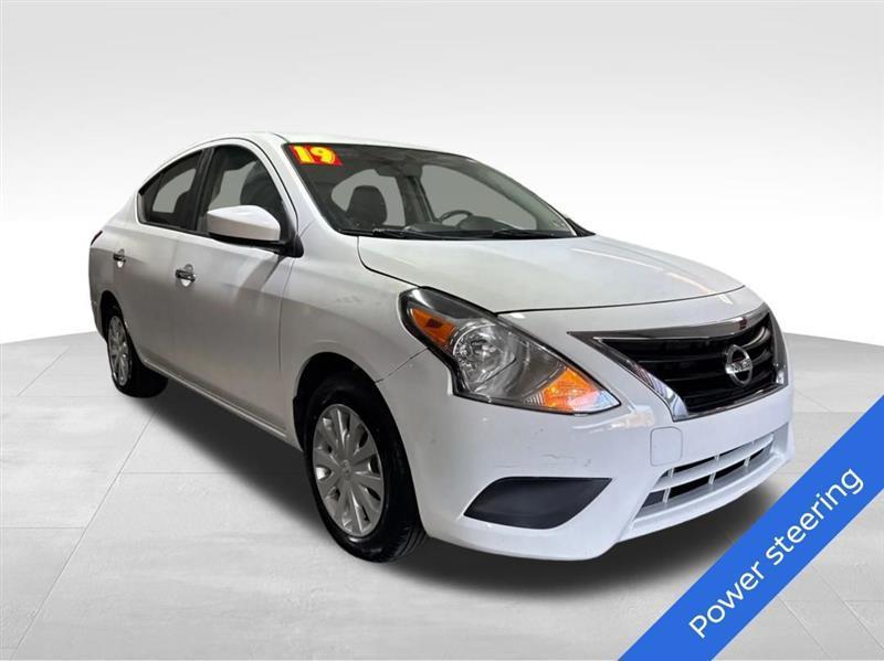 Nissan Versa 1.6 S 5M 2019