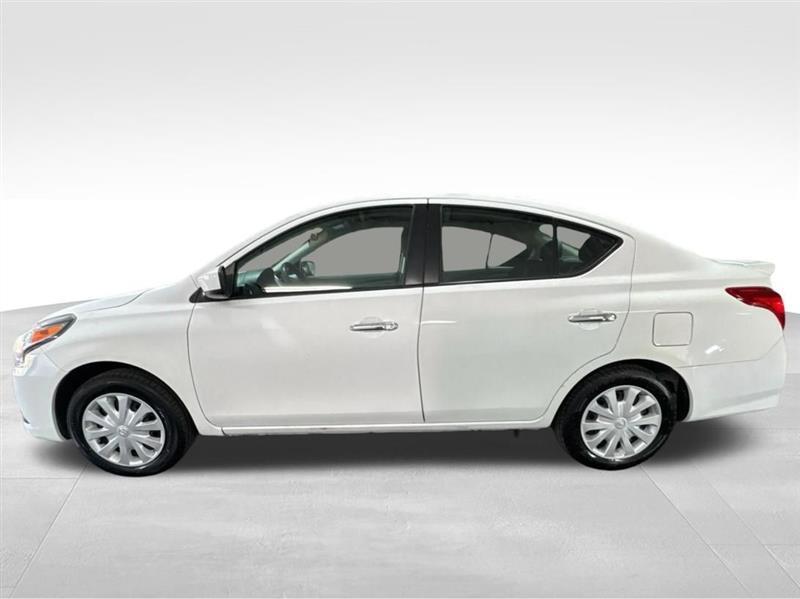 Nissan Versa 1.6 S 5M 2019