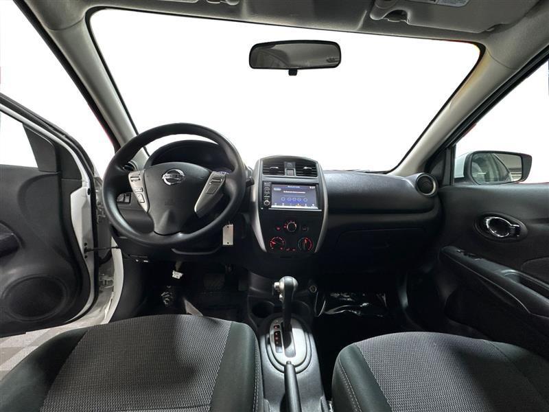 Nissan Versa 1.6 S 5M 2019
