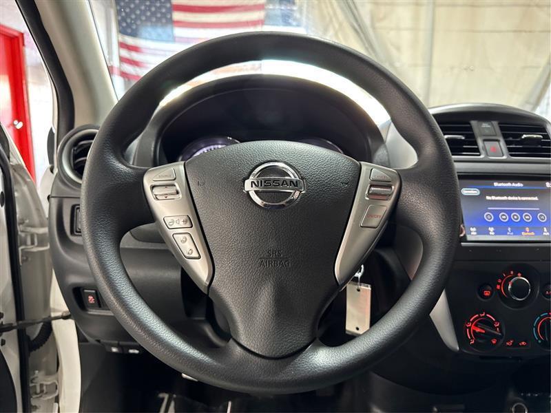Nissan Versa 1.6 S 5M 2019