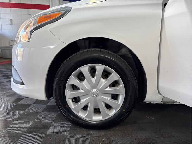 Nissan Versa 1.6 S 5M 2019