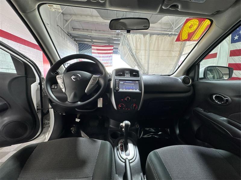 Nissan Versa 1.6 S 5M 2019