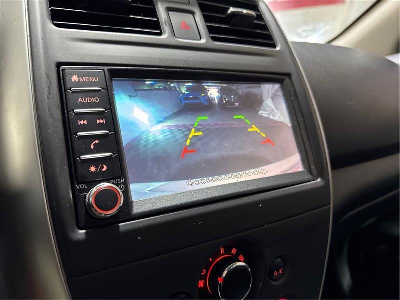 Nissan Versa 1.6 S 5M 2019