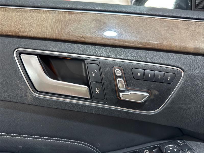 Mercedes-Benz E-Class E350 4MATIC Sedan 2014