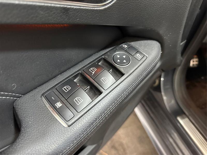 Mercedes-Benz E-Class E350 4MATIC Sedan 2014