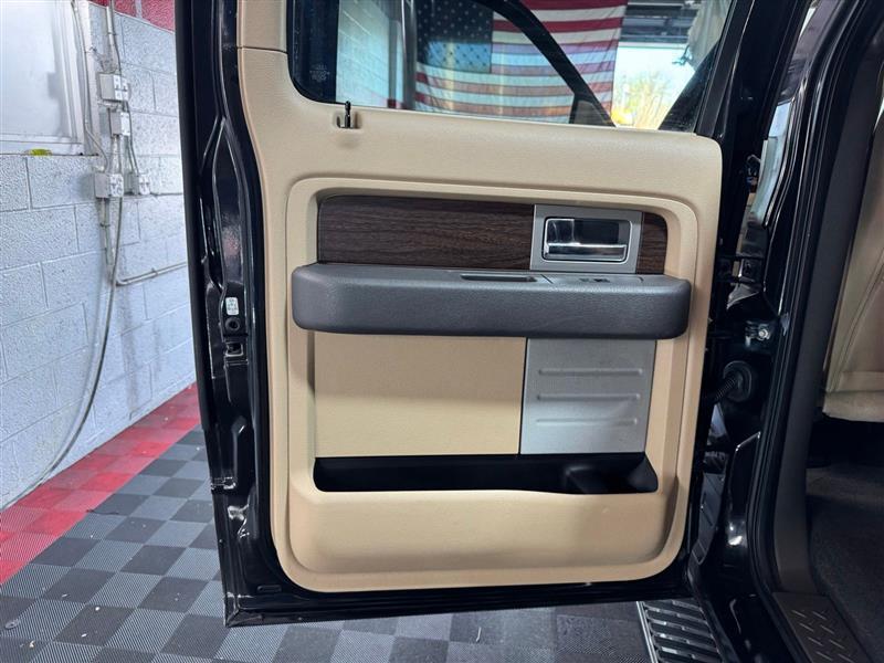Ford F-150 Lariat SuperCrew 5.5-ft. Bed 4WD 2013