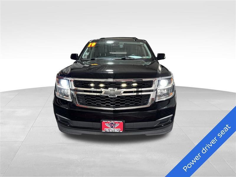 Chevrolet Suburban LT 4WD 2019