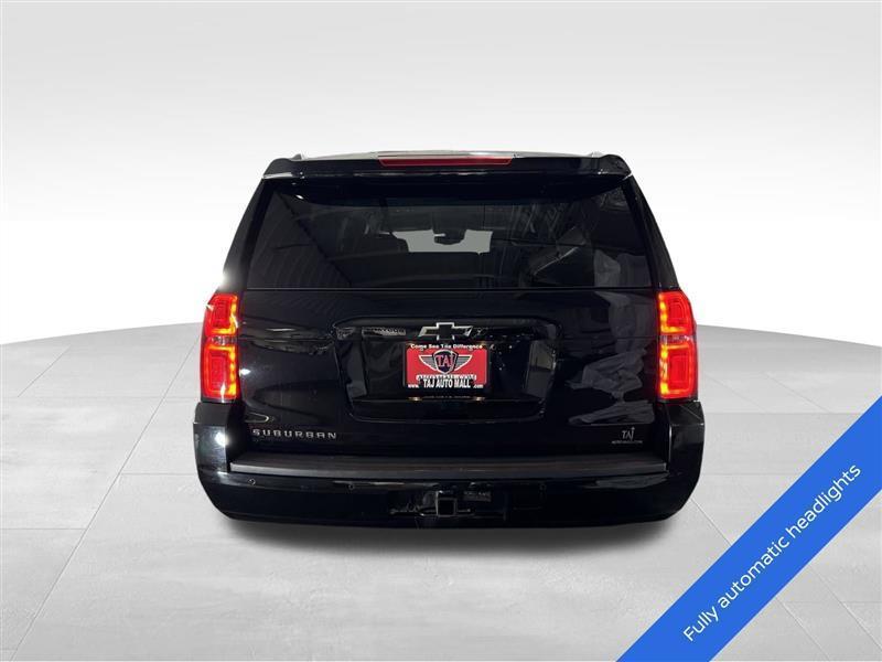 Chevrolet Suburban LT 4WD 2019