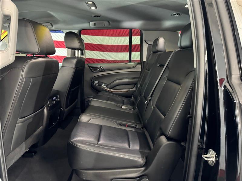 Chevrolet Suburban LT 4WD 2019