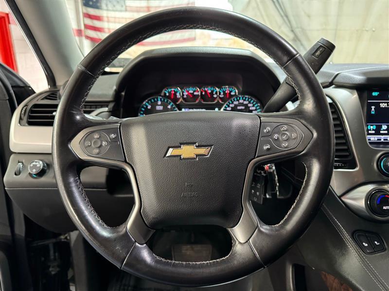 Chevrolet Suburban LT 4WD 2019