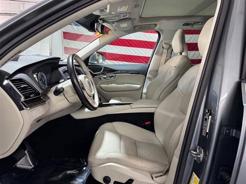 Volvo XC90 T6 Momentum AWD 2017