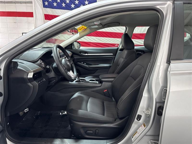 Nissan Altima 2.5 SV 2023