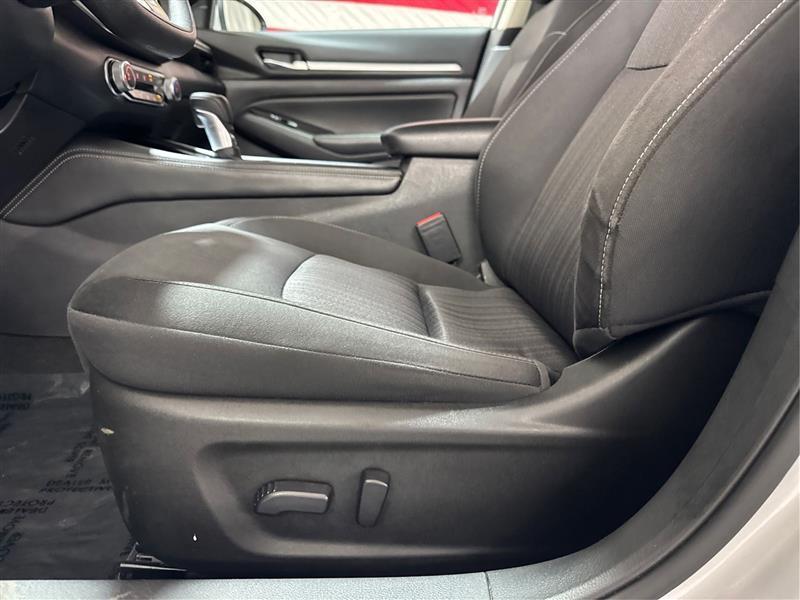 Nissan Altima 2.5 SV 2023