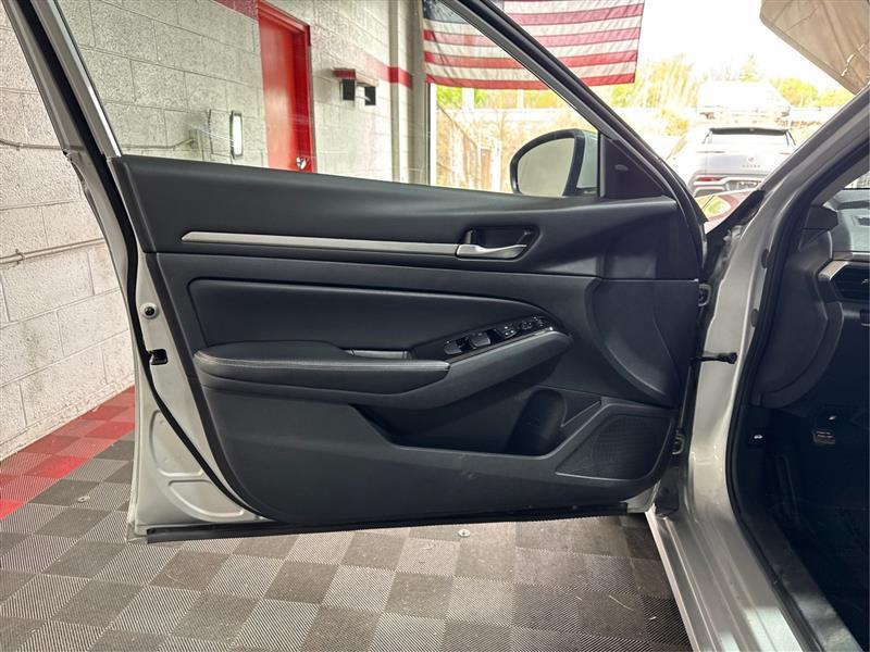 Nissan Altima 2.5 SV 2023