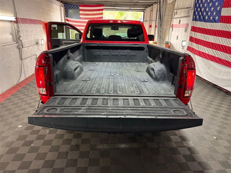 RAM 3500 Tradesman Regular Cab 4WD 2015