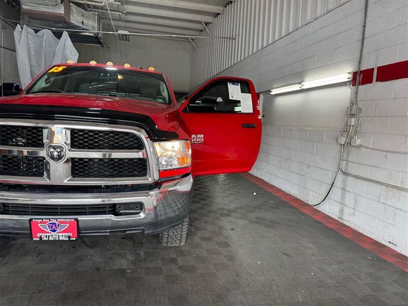 RAM 3500 Tradesman Regular Cab 4WD 2015