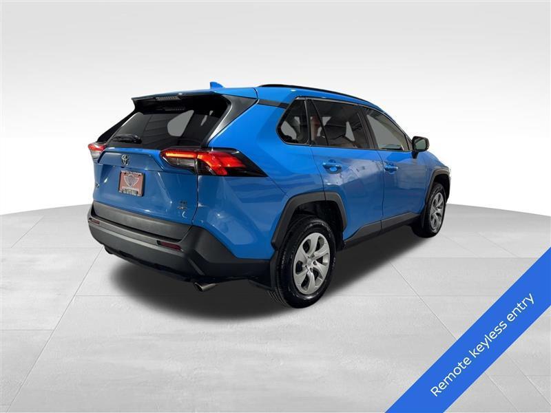 Toyota RAV4 LE AWD 2019