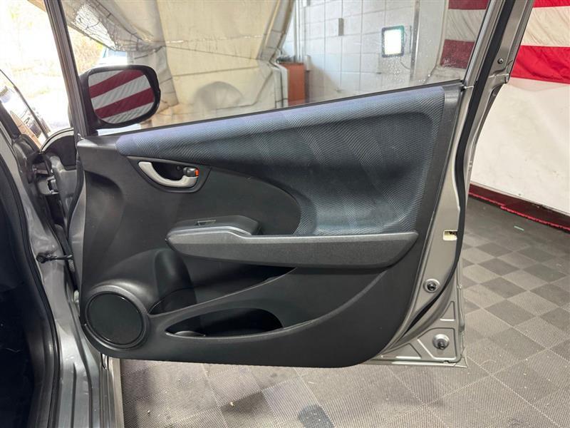 Honda Fit Sport 5-Speed AT with Navigation 2009