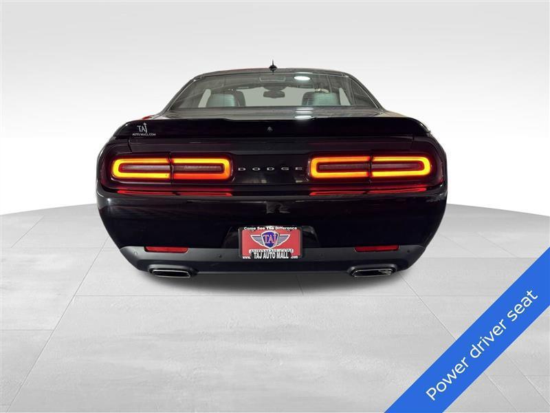 Dodge Challenger GT 2022