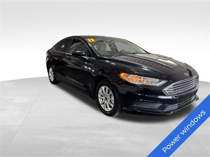 Ford Fusion S 2017