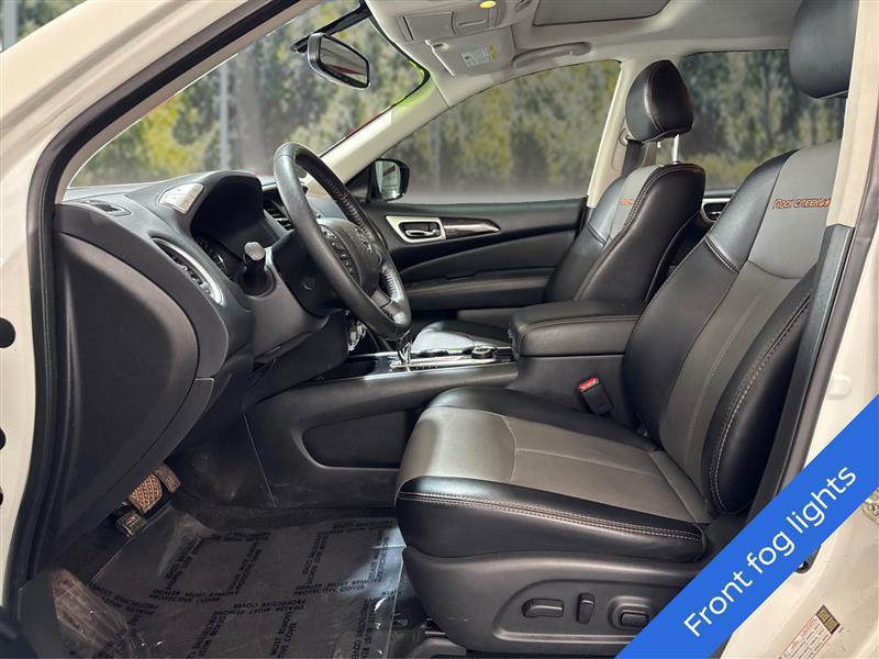Nissan Pathfinder SL 4WD 2020