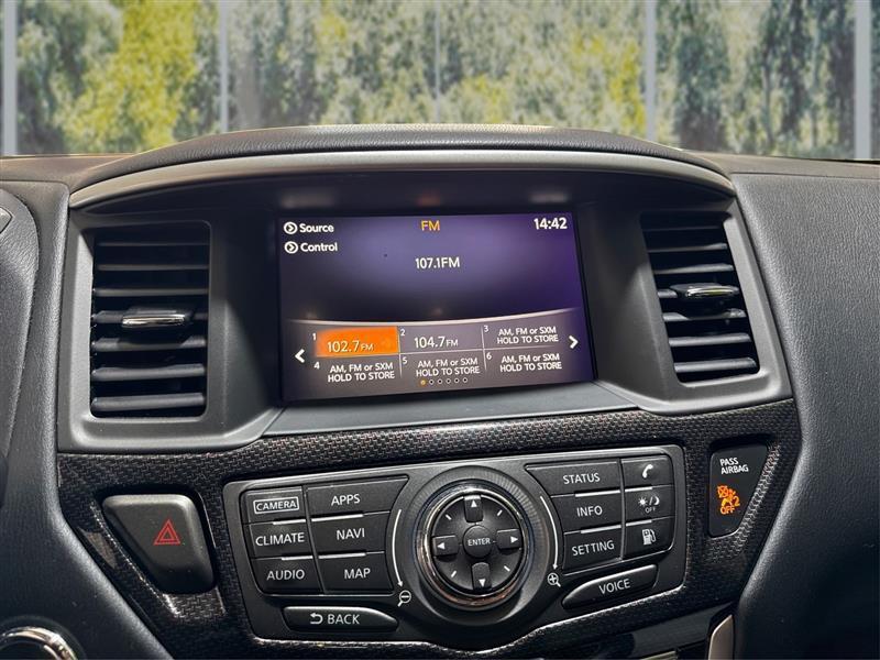 Nissan Pathfinder SL 4WD 2020