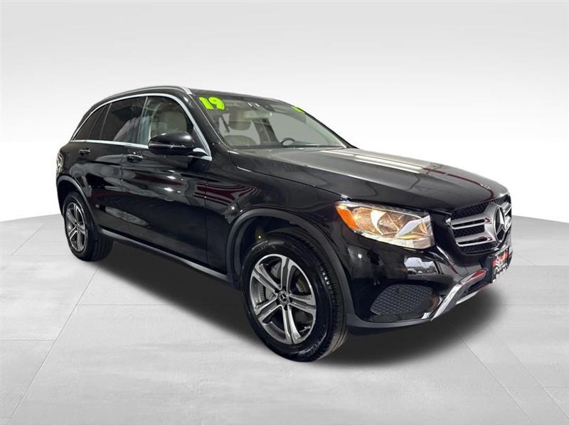Mercedes-Benz GLC-Class GLC300 4MATIC 2019