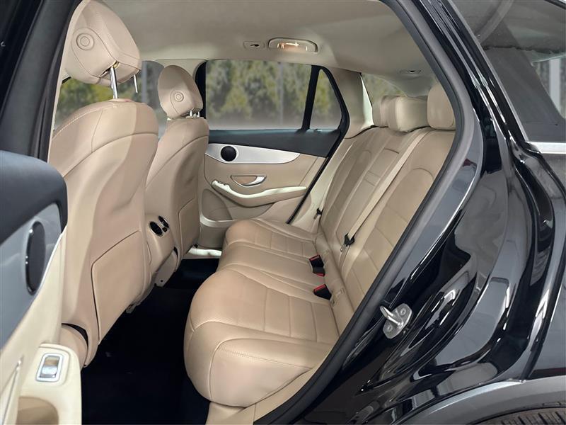 Mercedes-Benz GLC-Class GLC300 4MATIC 2019