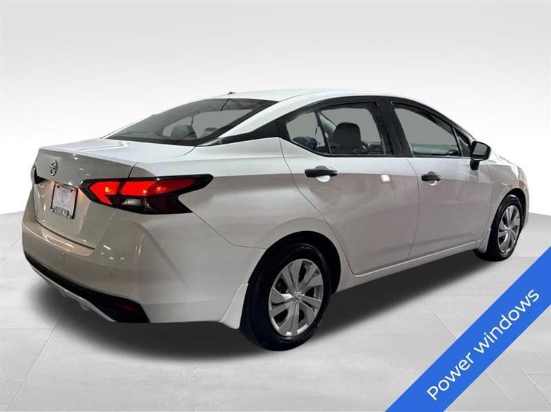 Nissan Versa S CVT 2020