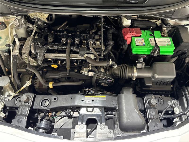 Nissan Versa S CVT 2020