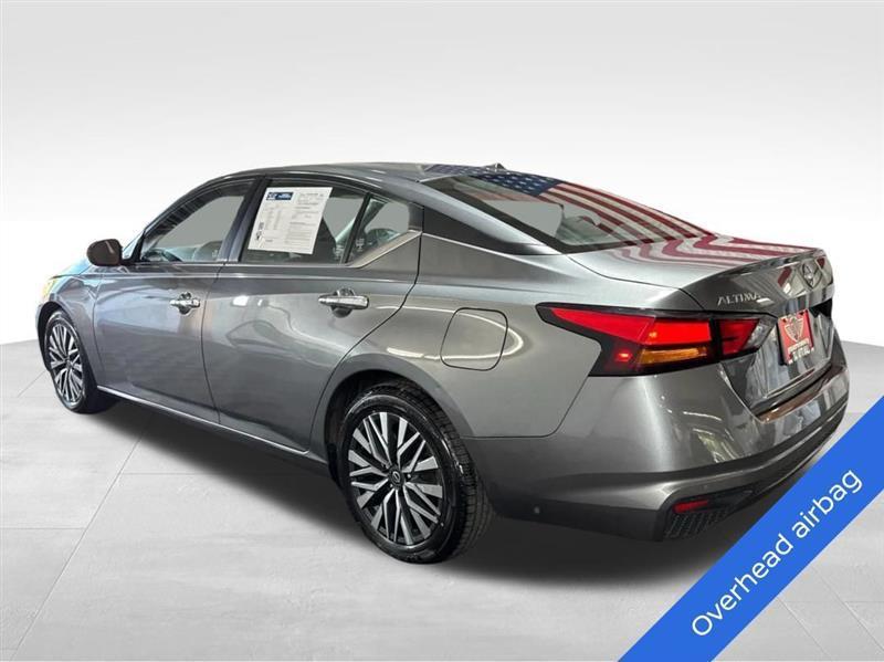 Nissan Altima 2.5 SV 2024