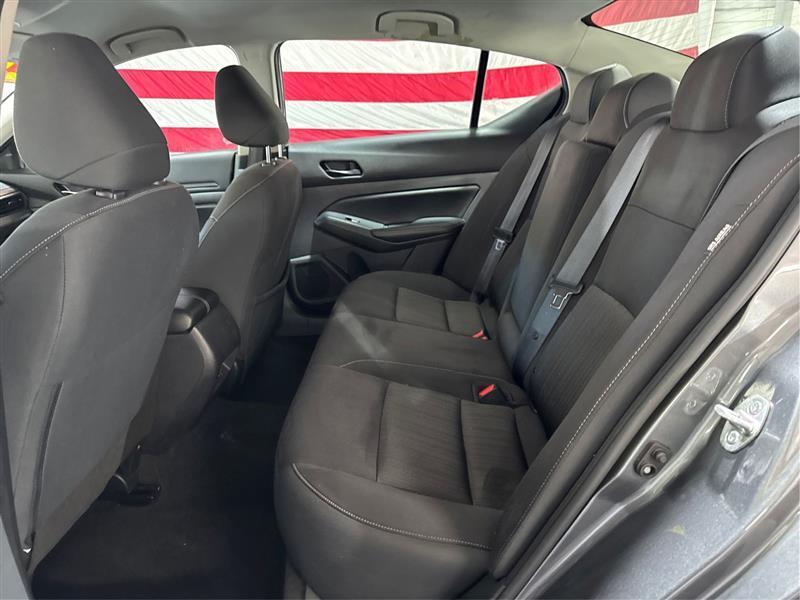 Nissan Altima 2.5 SV 2024