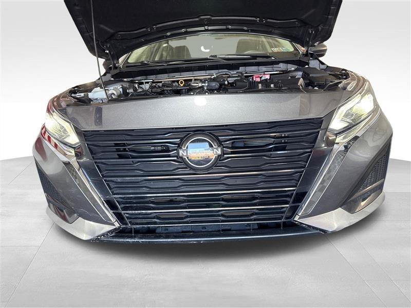 Nissan Altima 2.5 SV 2024
