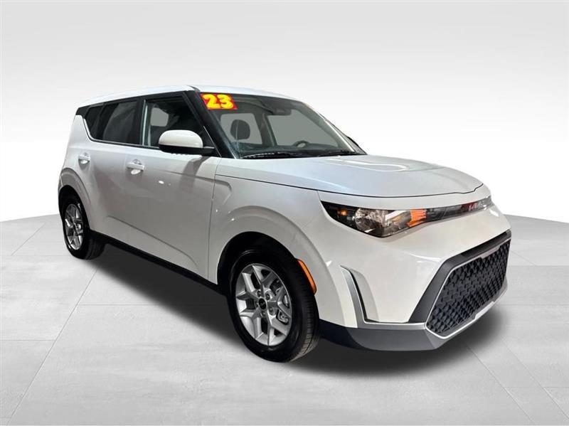 Kia Soul LX CVT 2023