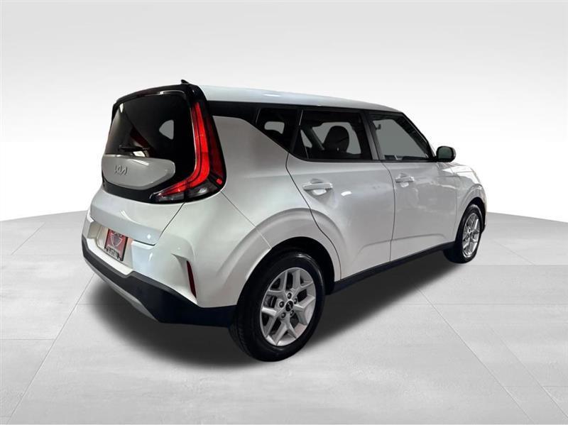 Kia Soul LX CVT 2023